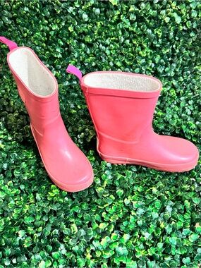 SHEIN Kids Coral Pink Rain Boots